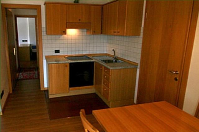 Residence Dolomia Pozza di Fassa Rum bild